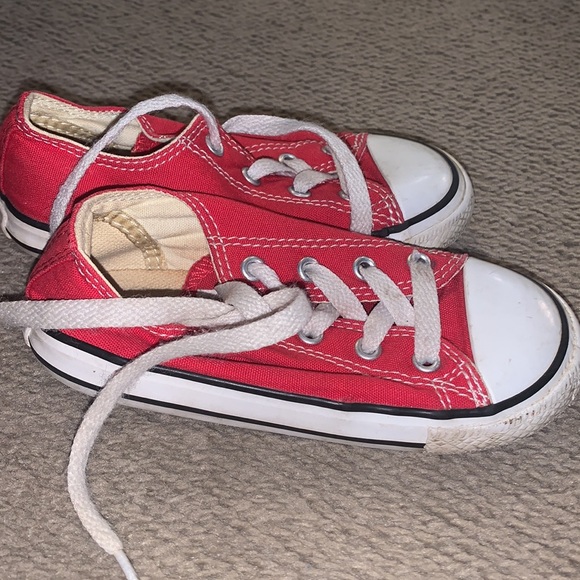 Converse Size 9 Child - Picture 2 of 3